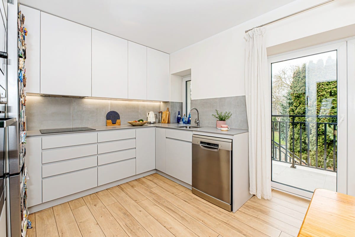 Dom 5 pokojowe na Sprzedaż