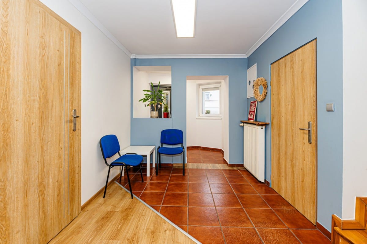 Dom 5 pokojowe na Sprzedaż