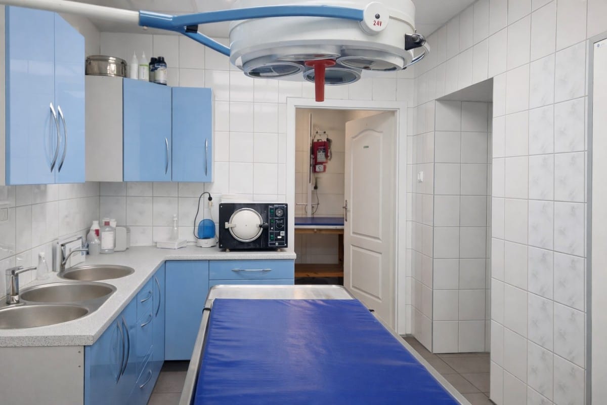 Lokal użytkowy  pokojowe na Sprzedaż