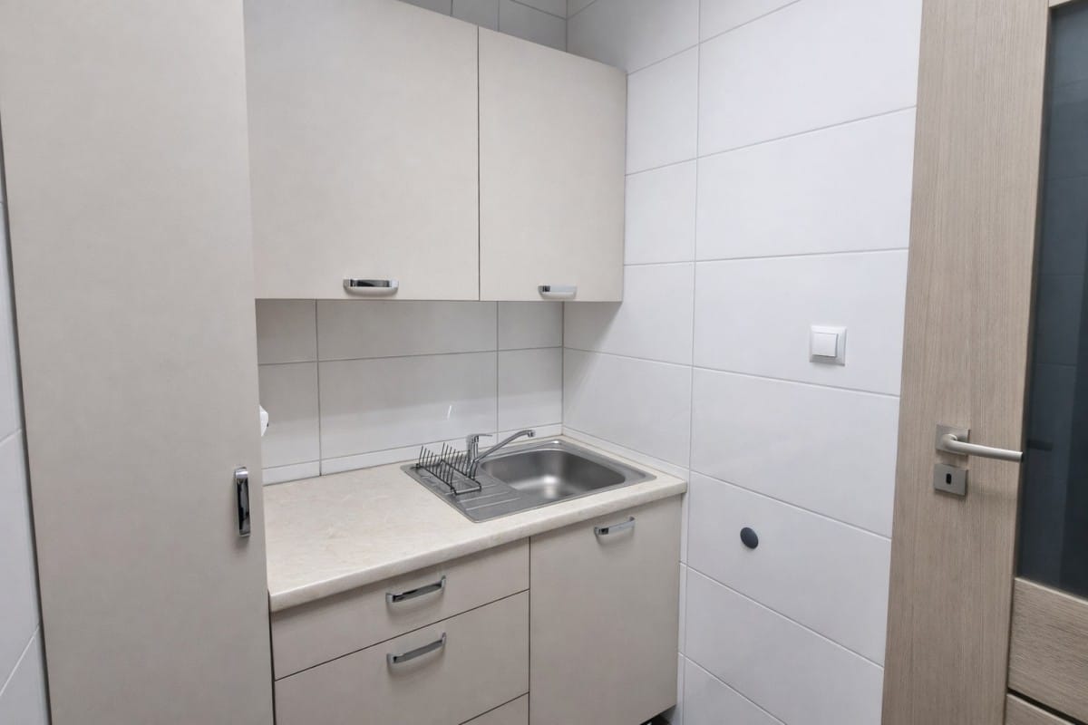 Lokal użytkowy  pokojowe na Sprzedaż