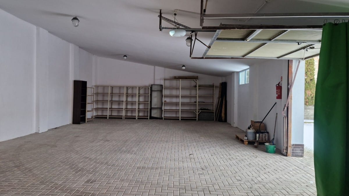 Lokal użytkowy  pokojowe na Sprzedaż