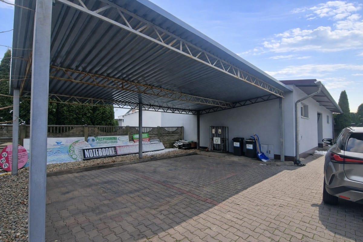 Lokal użytkowy  pokojowe na Sprzedaż