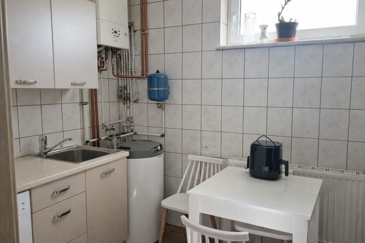 Lokal użytkowy  pokojowe na Sprzedaż