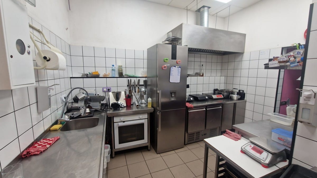 Lokal użytkowy  pokojowe na Wynajem