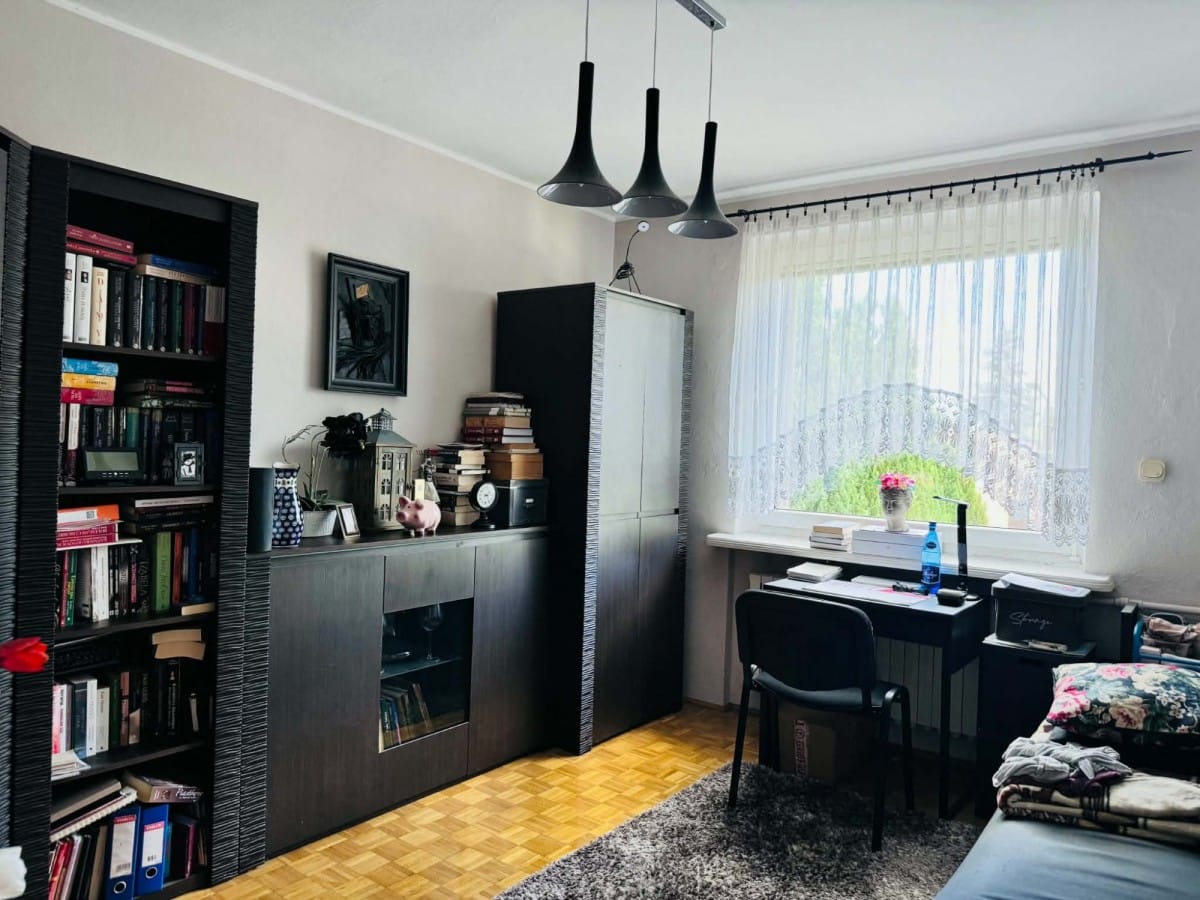 Dom 7 pokojowe na Sprzedaż