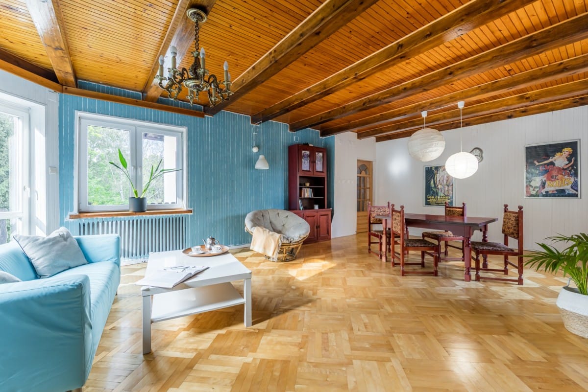 Dom 7 pokojowe na Sprzedaż