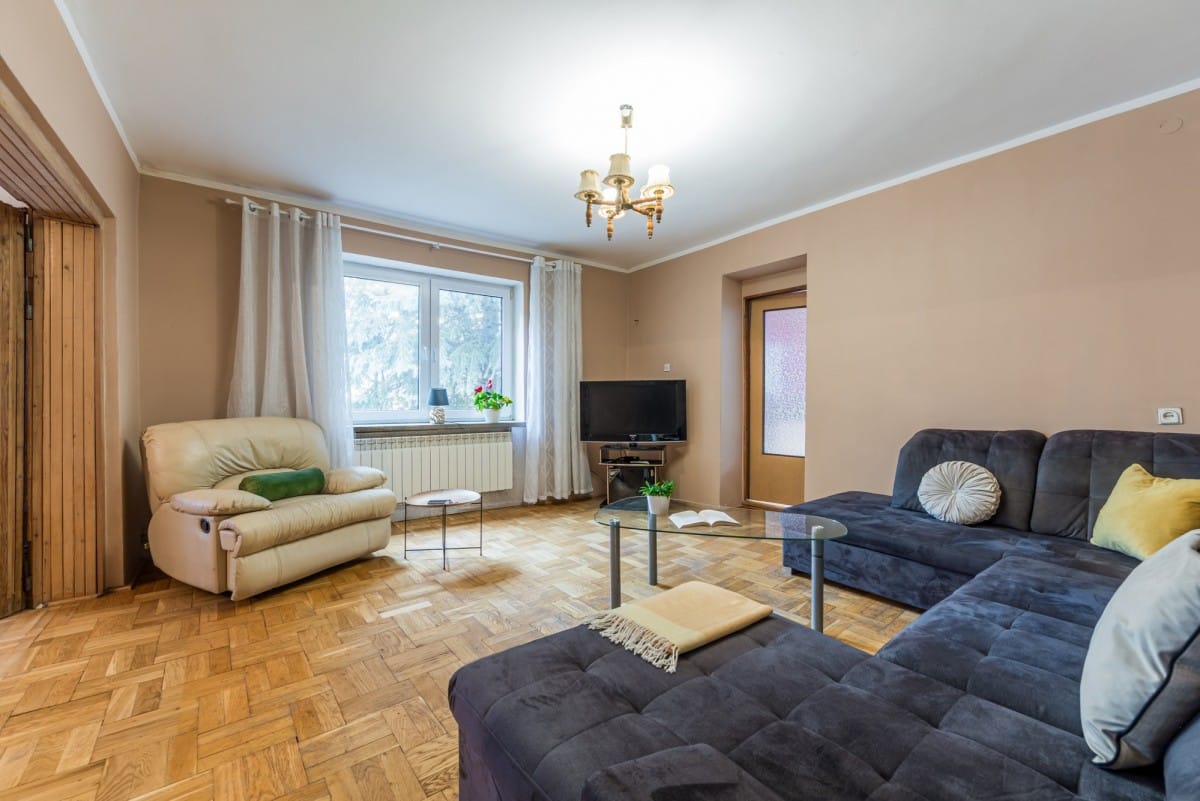 Dom 7 pokojowe na Sprzedaż