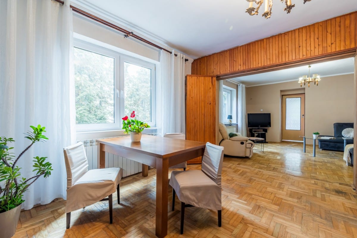 Dom 7 pokojowe na Sprzedaż