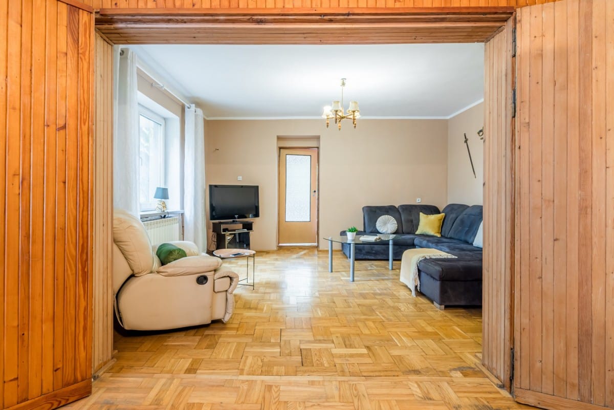 Dom 7 pokojowe na Sprzedaż