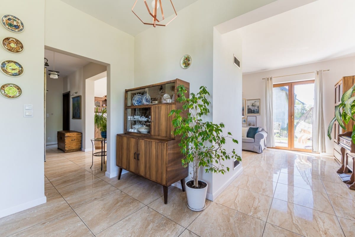 Dom 6 pokojowe na Sprzedaż