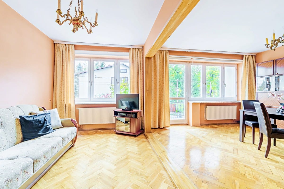 Dom 5 pokojowe na Sprzedaż