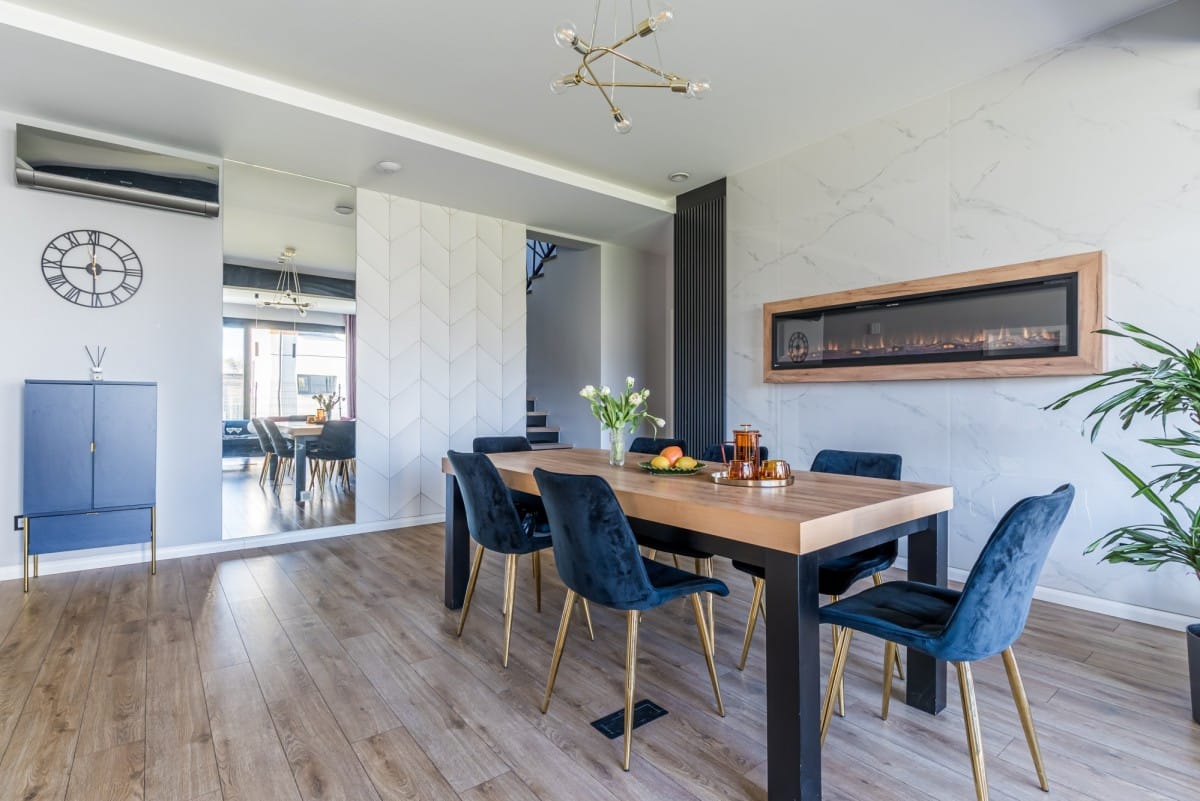 Dom 8 pokojowe na Sprzedaż