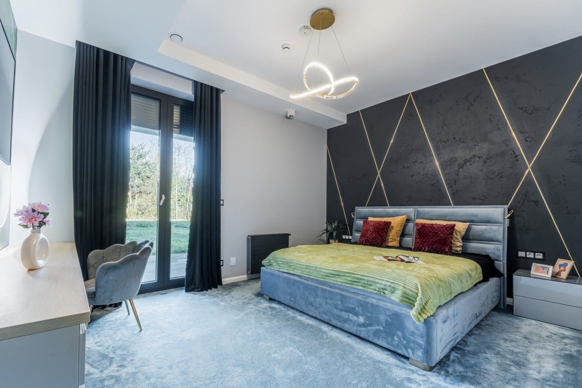 Dom 8 pokojowe na Sprzedaż