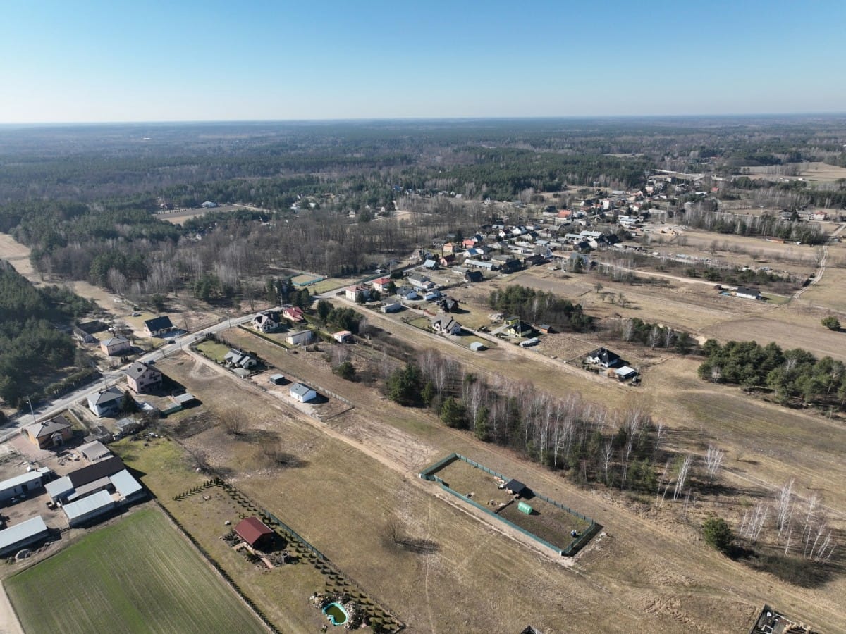 Działka  pokojowe na Sprzedaż
