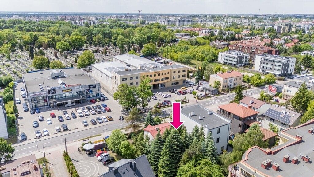 Dom 6 pokojowe na Sprzedaż