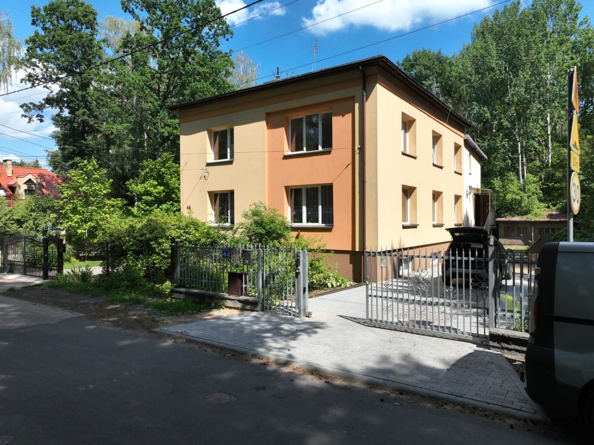 Dom 5 pokojowe na Sprzedaż