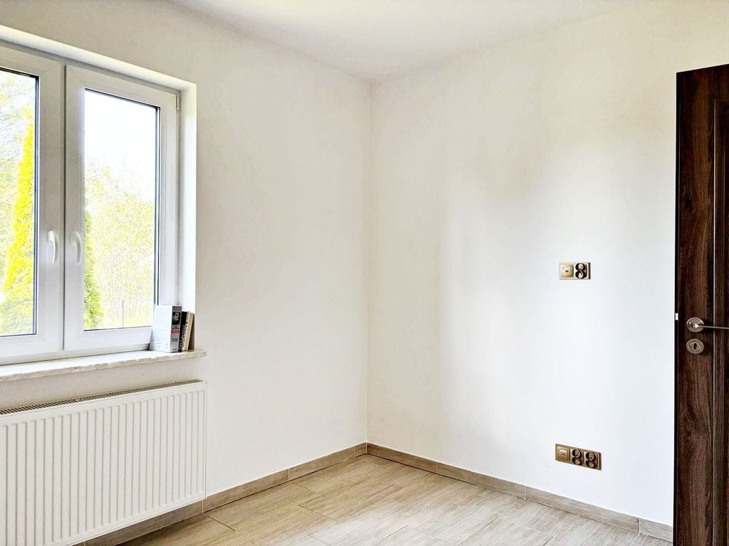 Dom 4 pokojowe na Sprzedaż