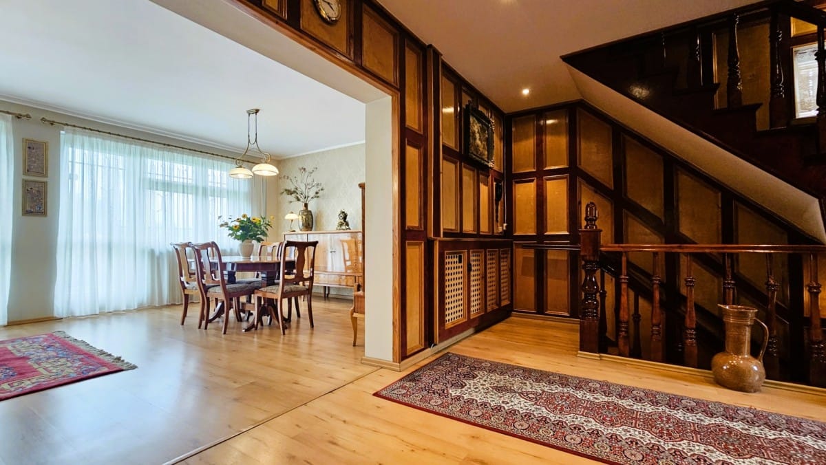 Dom 5 pokojowe na Sprzedaż