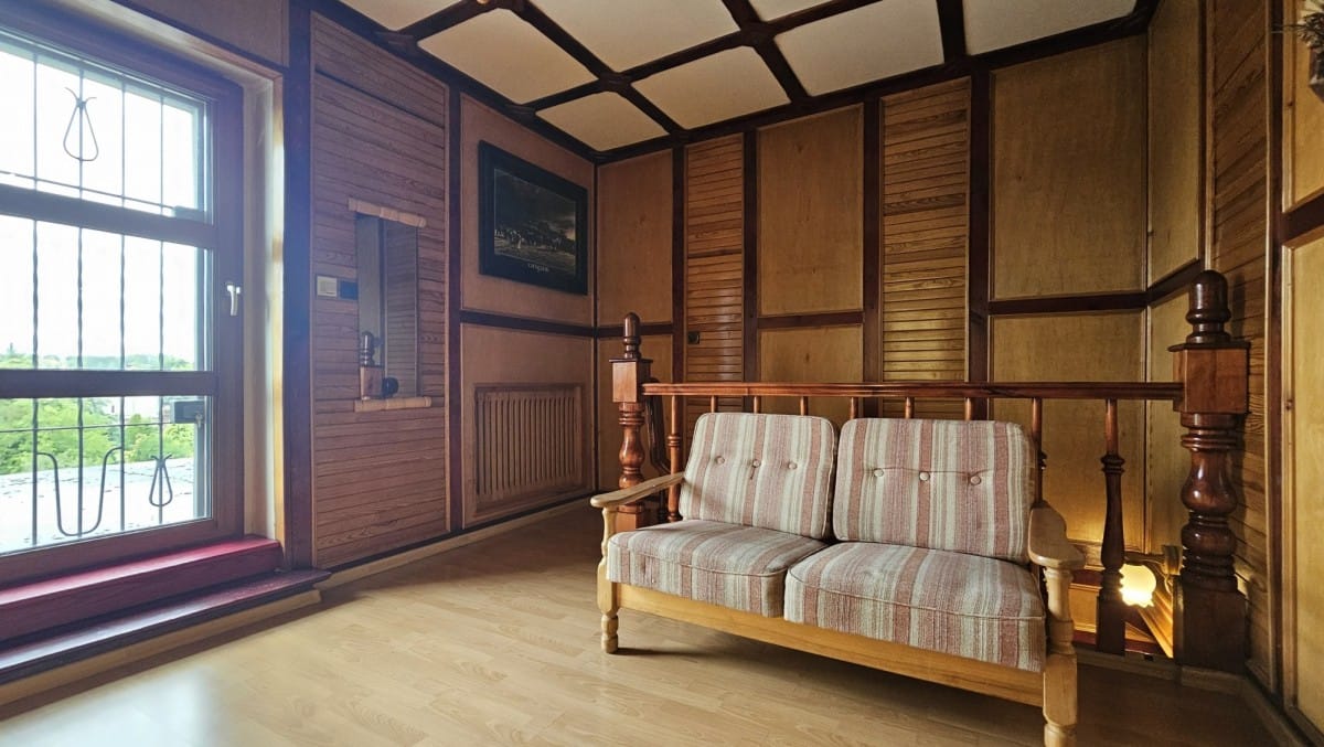 Dom 5 pokojowe na Sprzedaż