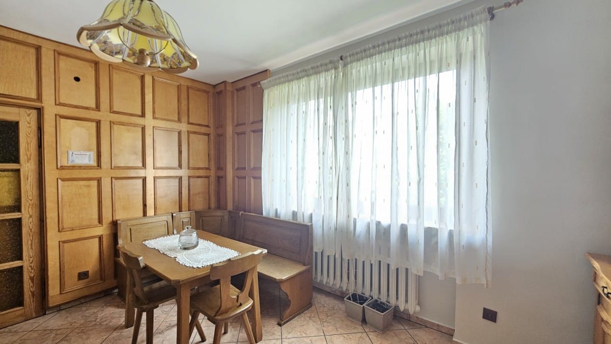 Dom 5 pokojowe na Sprzedaż