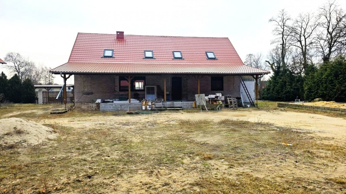 Dom 6 pokojowe na Sprzedaż