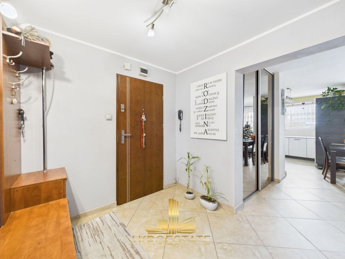 Mieszkanie 4 pokojowe na Sprzedaż