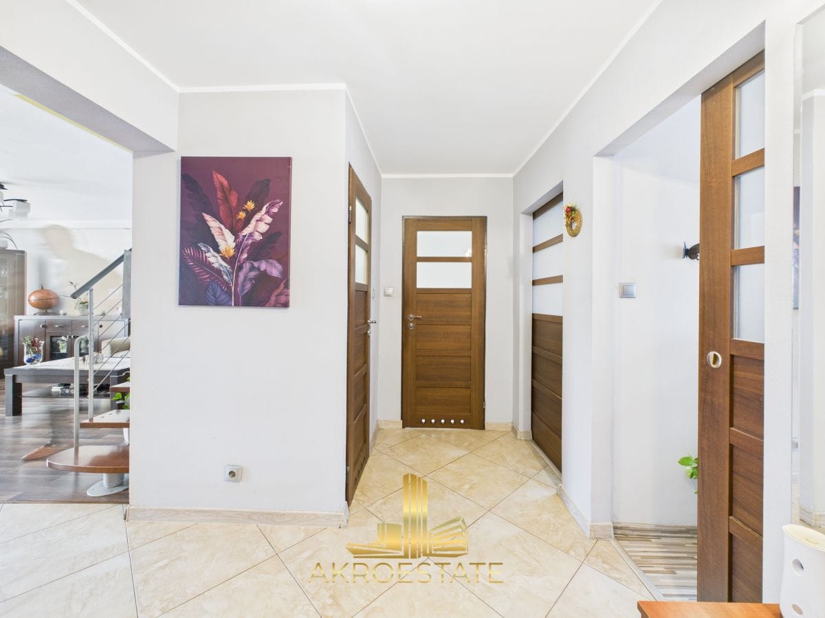 Mieszkanie 4 pokojowe na Sprzedaż