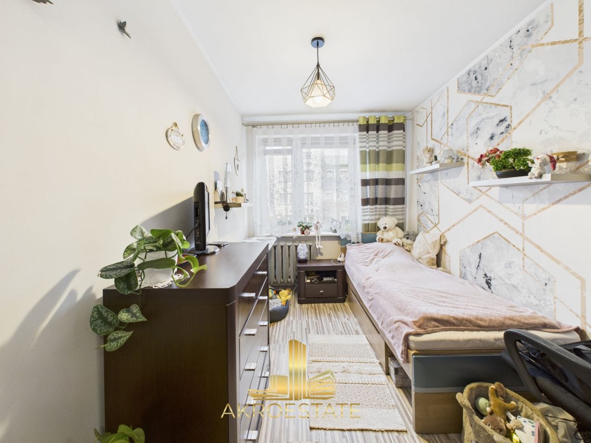 Mieszkanie 4 pokojowe na Sprzedaż