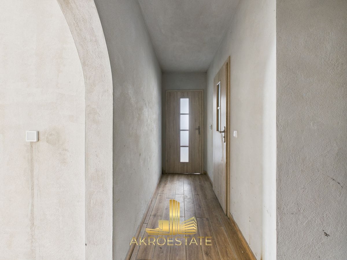 Dom 4 pokojowe na Sprzedaż