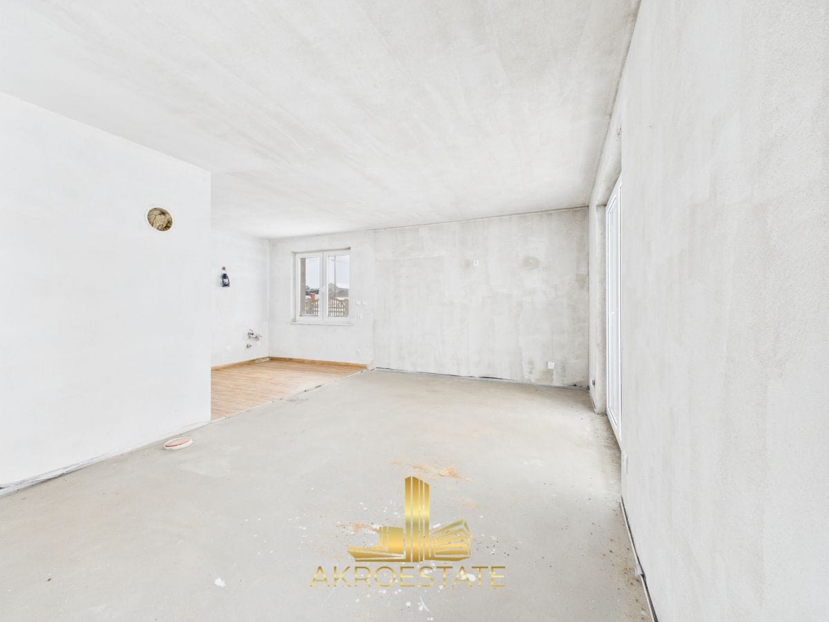 Dom 4 pokojowe na Sprzedaż