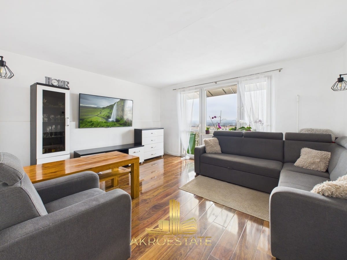 Mieszkanie 3 pokojowe na Sprzedaż