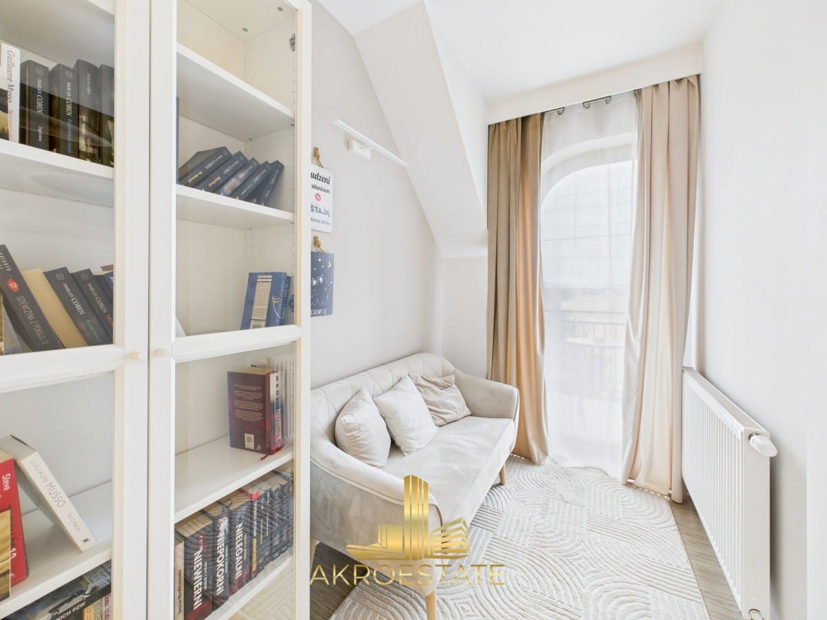 Dom 9 pokojowe na Sprzedaż