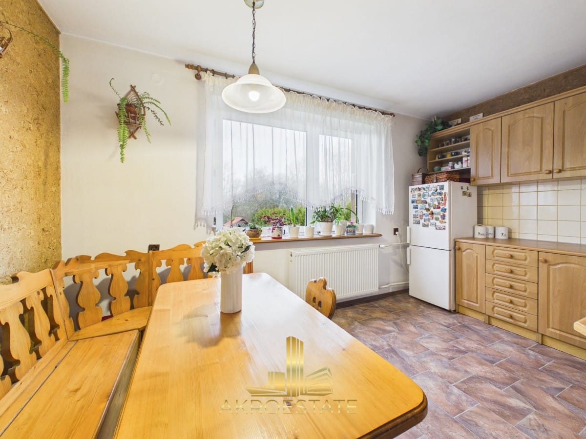 Dom 5 pokojowe na Sprzedaż