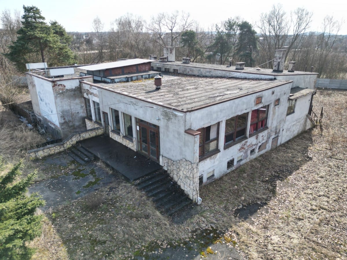 Lokal użytkowy  pokojowe na Sprzedaż