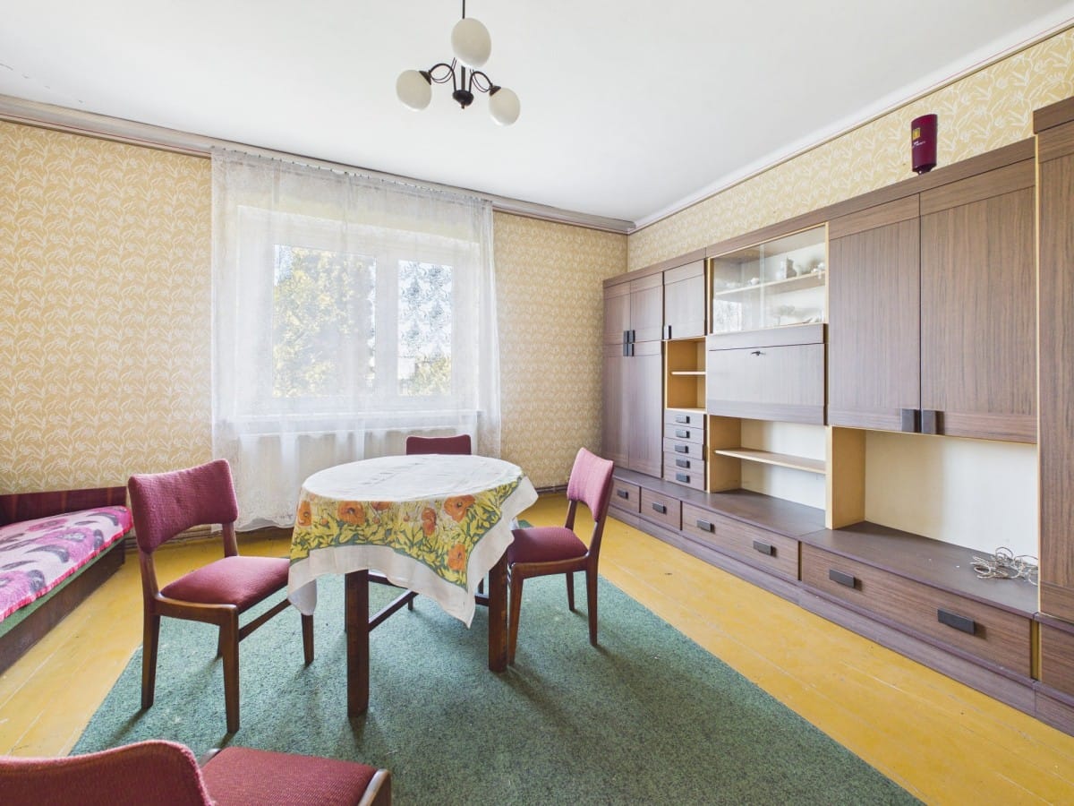 Dom 7 pokojowe na Sprzedaż