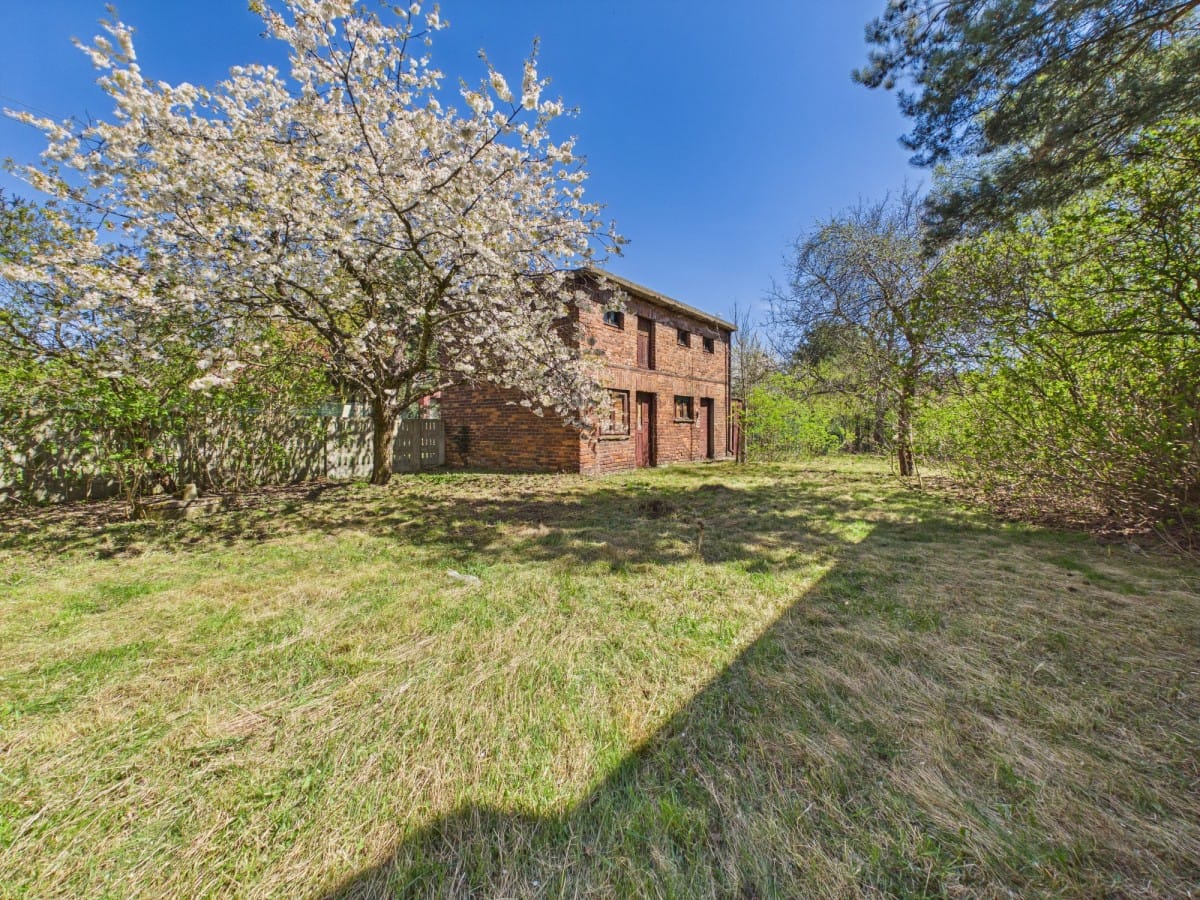 Dom 7 pokojowe na Sprzedaż