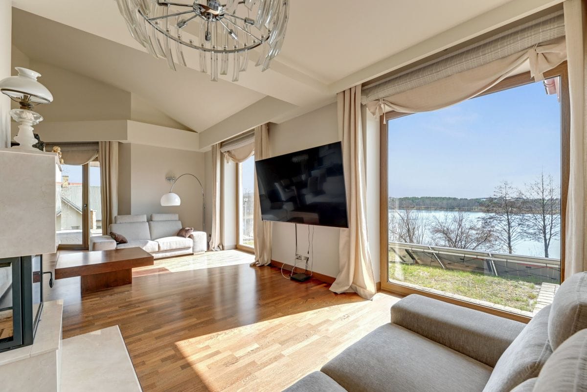 Dom 7 pokojowe na Sprzedaż