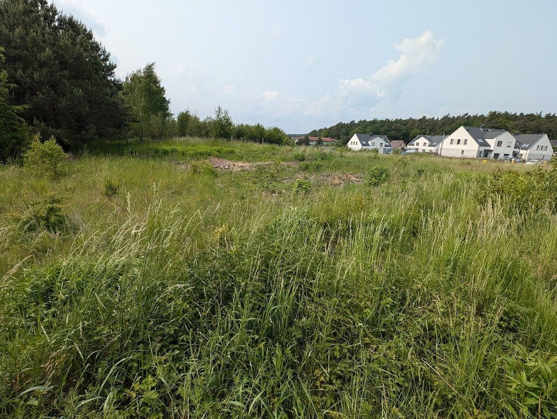 Działka  pokojowe na Sprzedaż