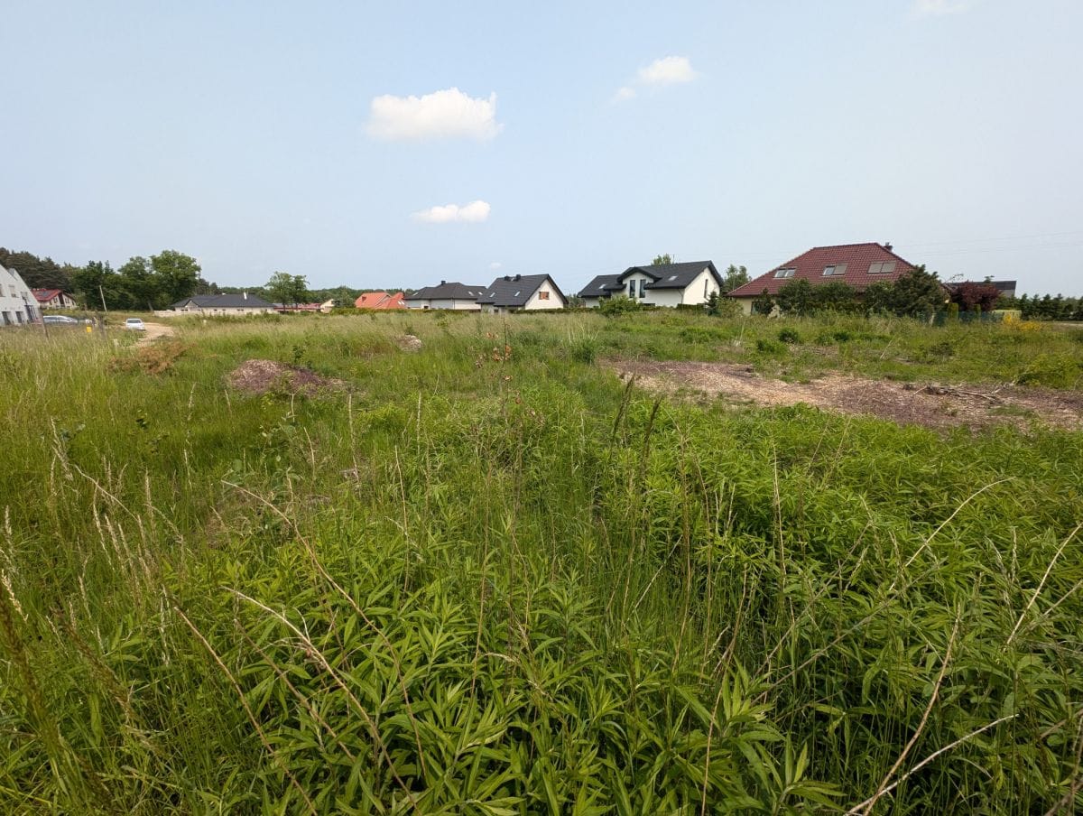 Działka  pokojowe na Sprzedaż