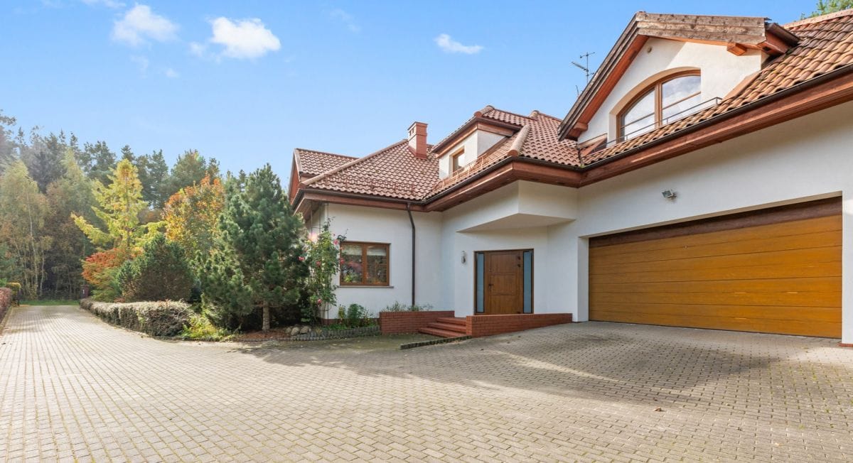 Dom 5 pokojowe na Sprzedaż
