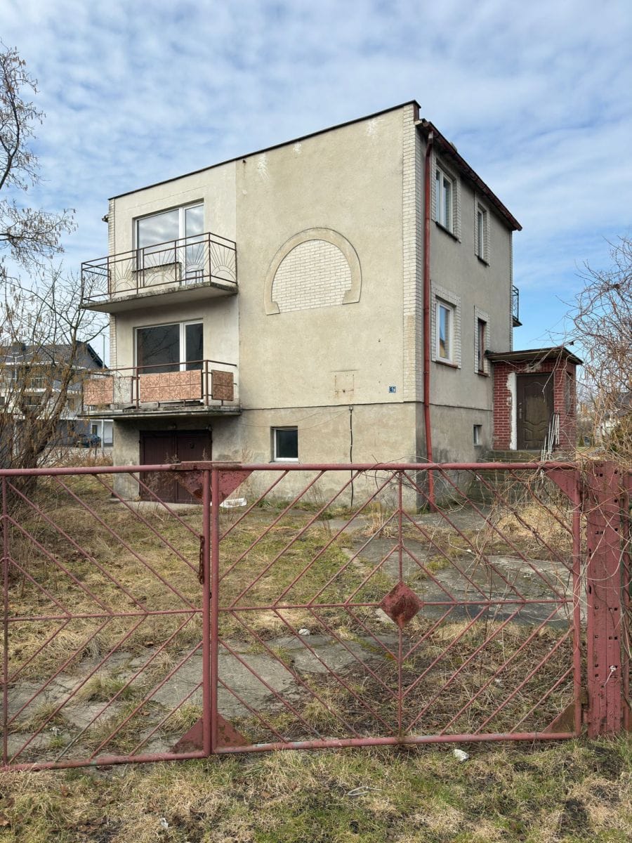 Dom 5 pokojowe na Sprzedaż