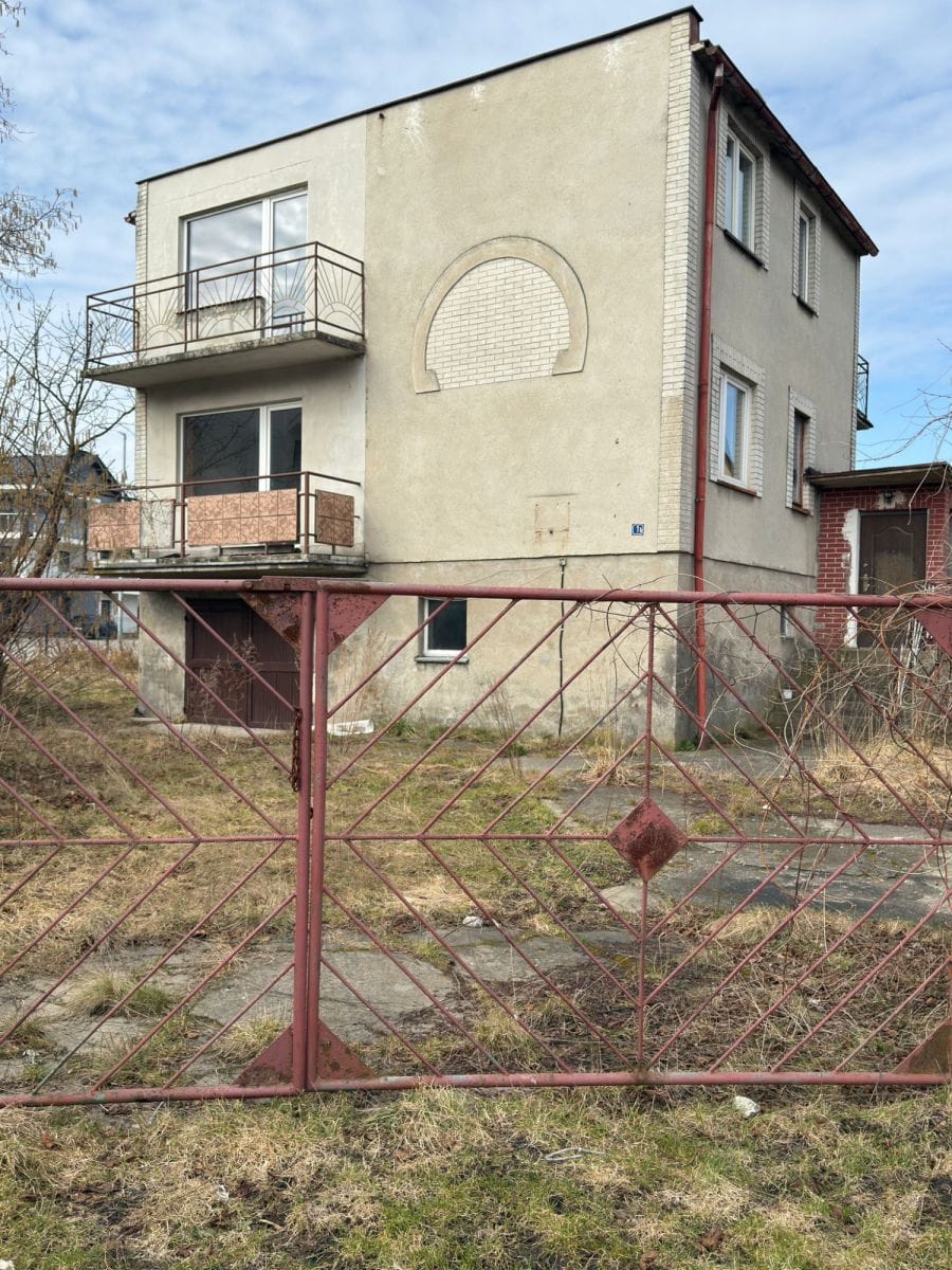 Dom 5 pokojowe na Sprzedaż