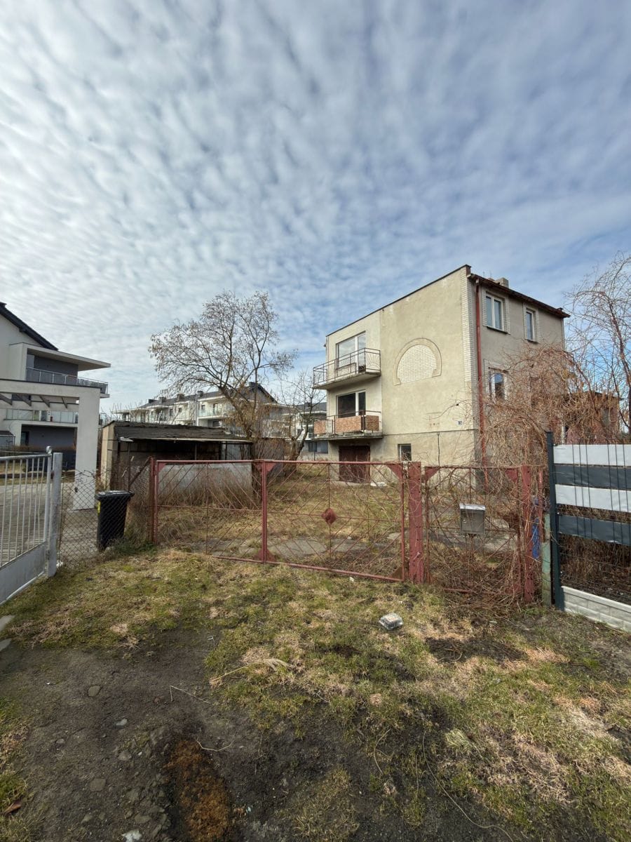 Dom 5 pokojowe na Sprzedaż