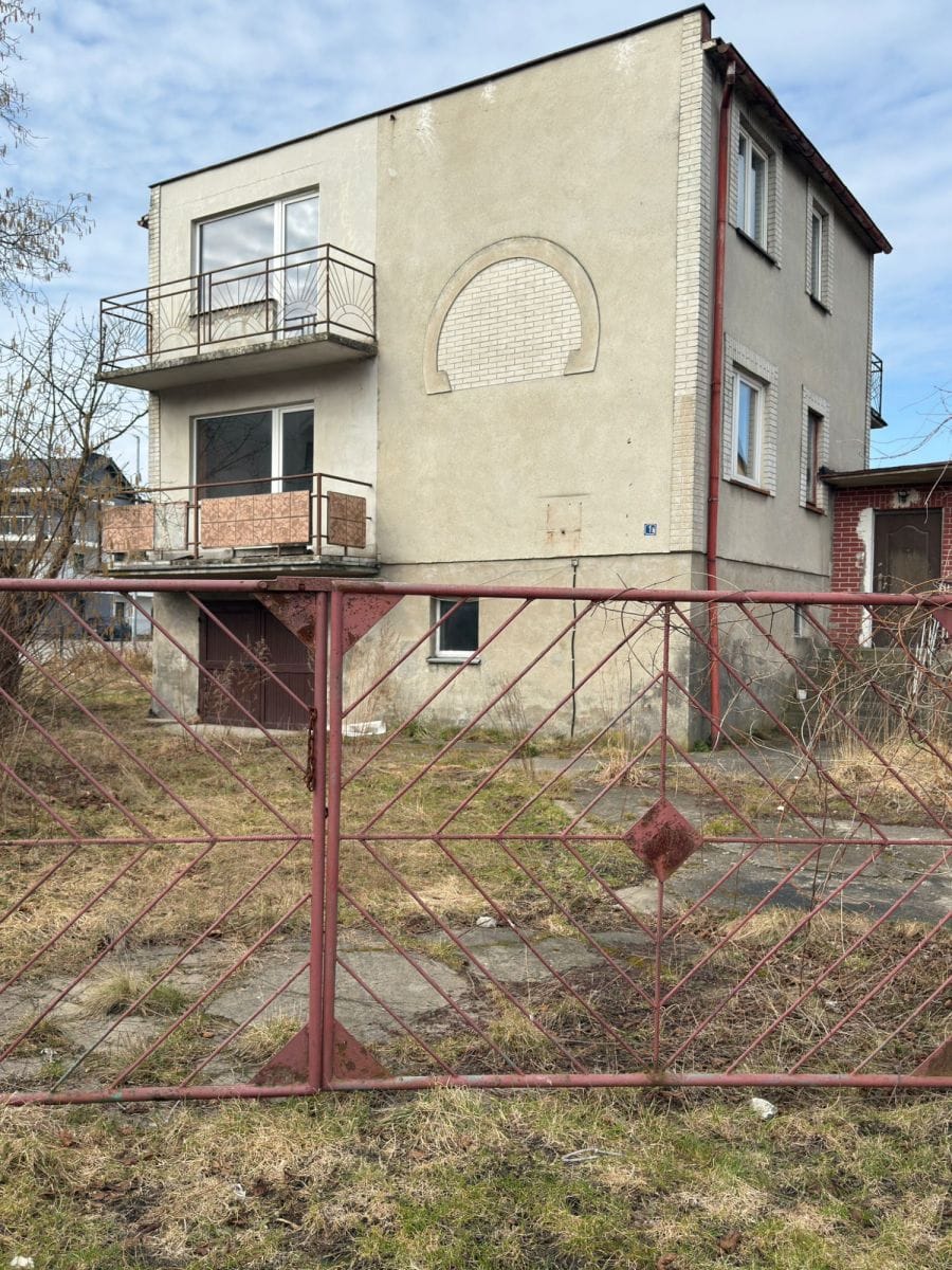 Dom 5 pokojowe na Sprzedaż