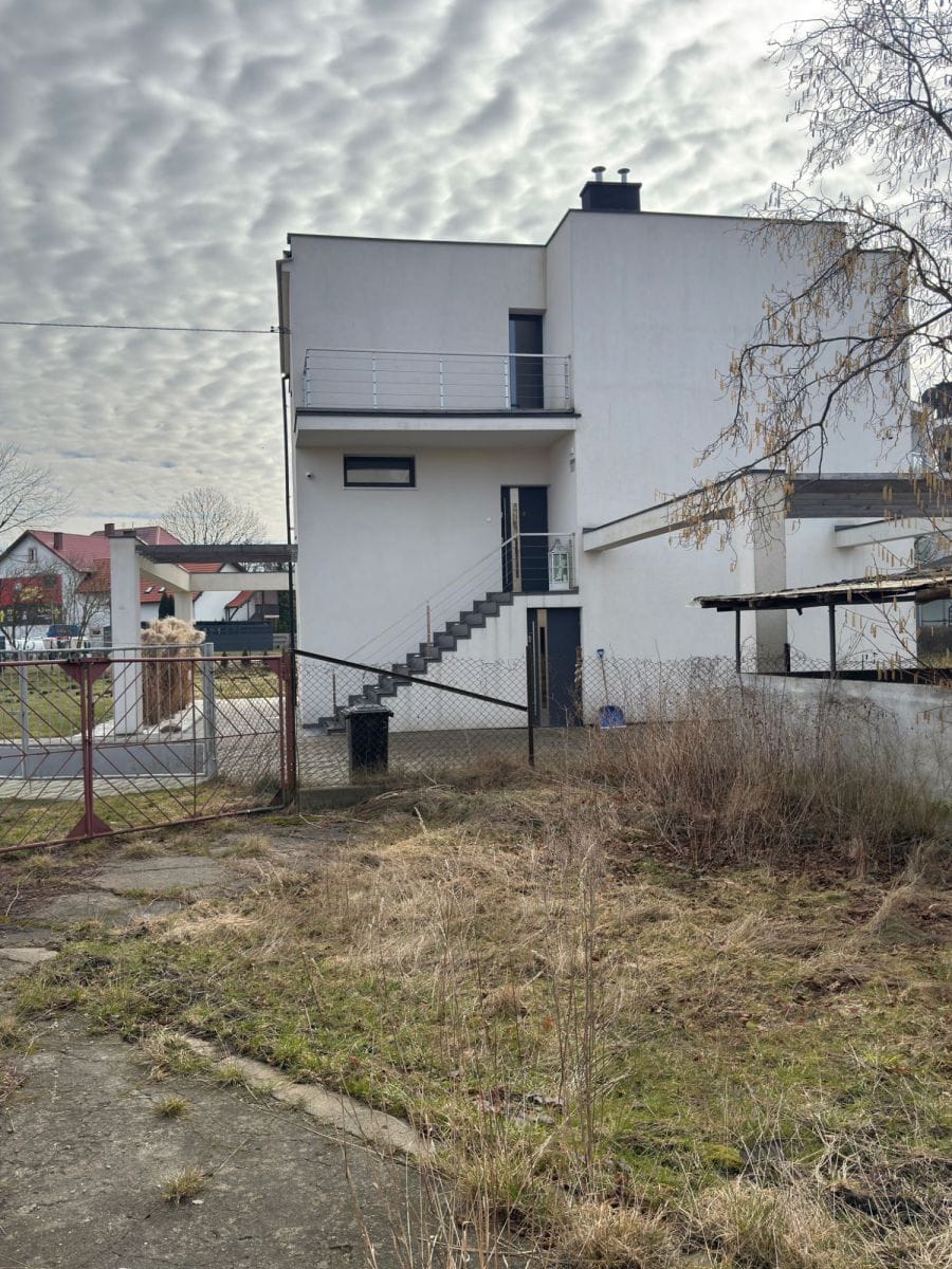 Dom 5 pokojowe na Sprzedaż