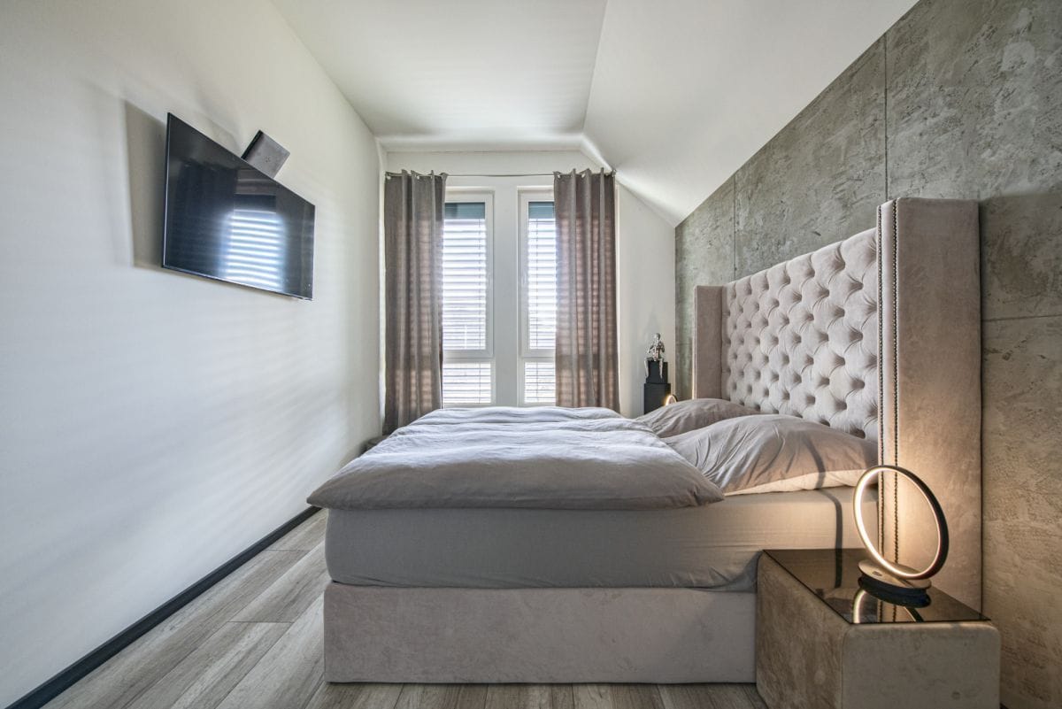 Dom 5 pokojowe na Sprzedaż