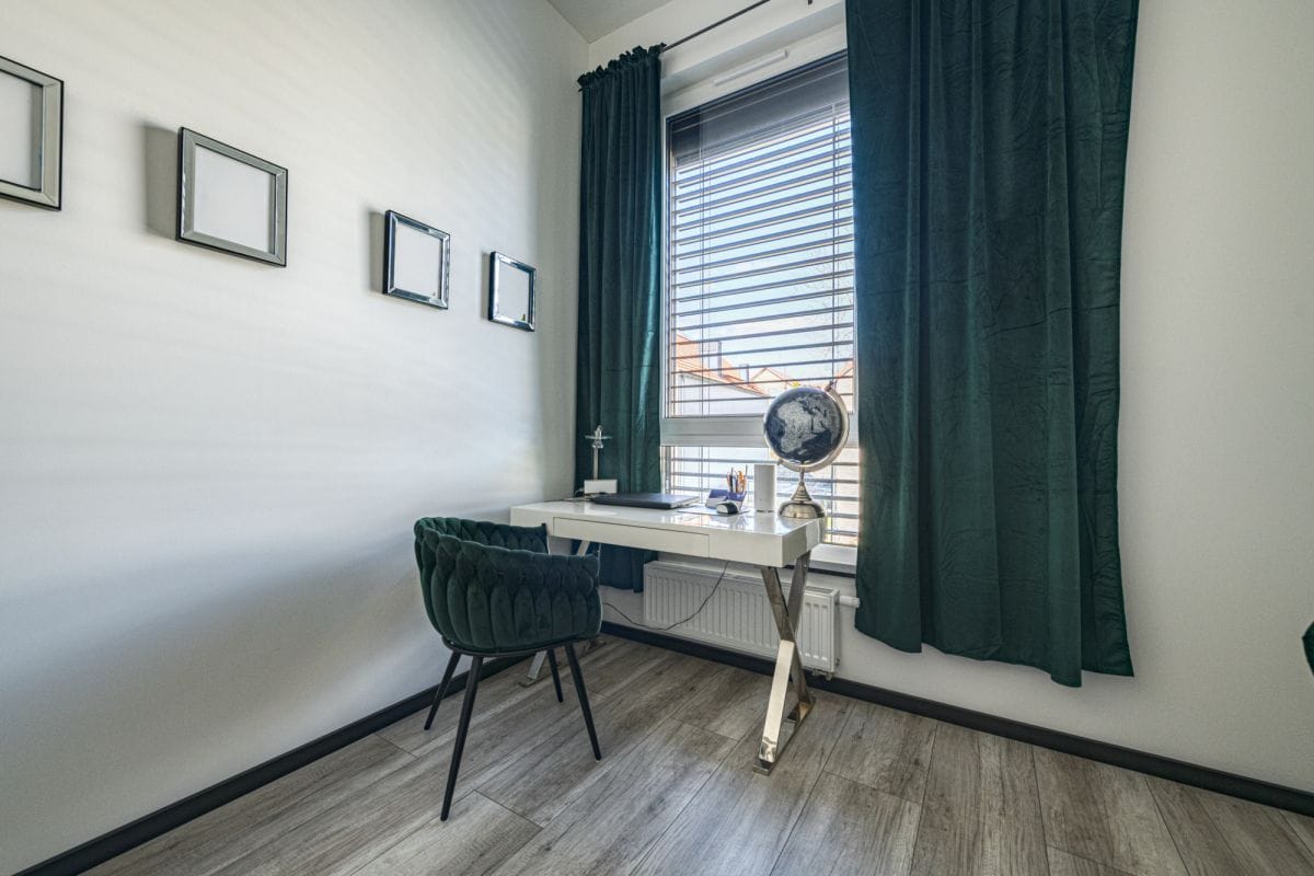 Dom 5 pokojowe na Sprzedaż