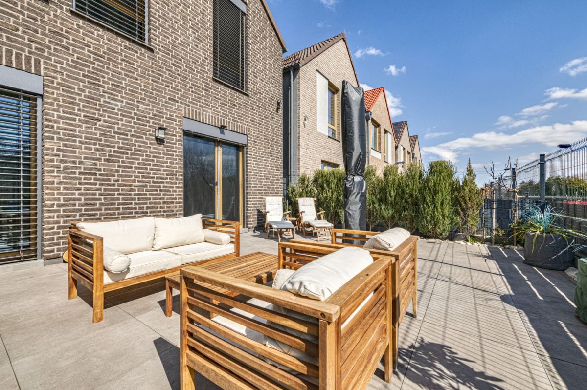 Dom 5 pokojowe na Sprzedaż