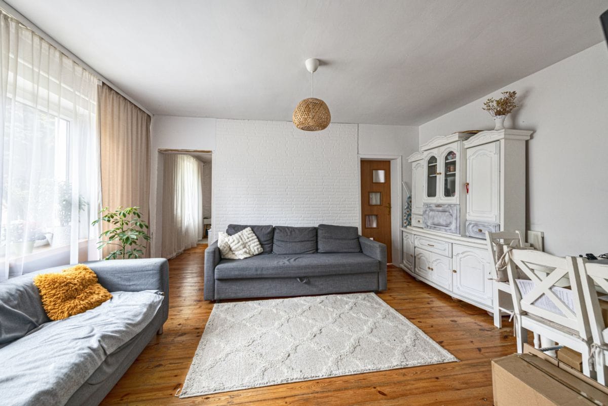 Dom 6 pokojowe na Sprzedaż