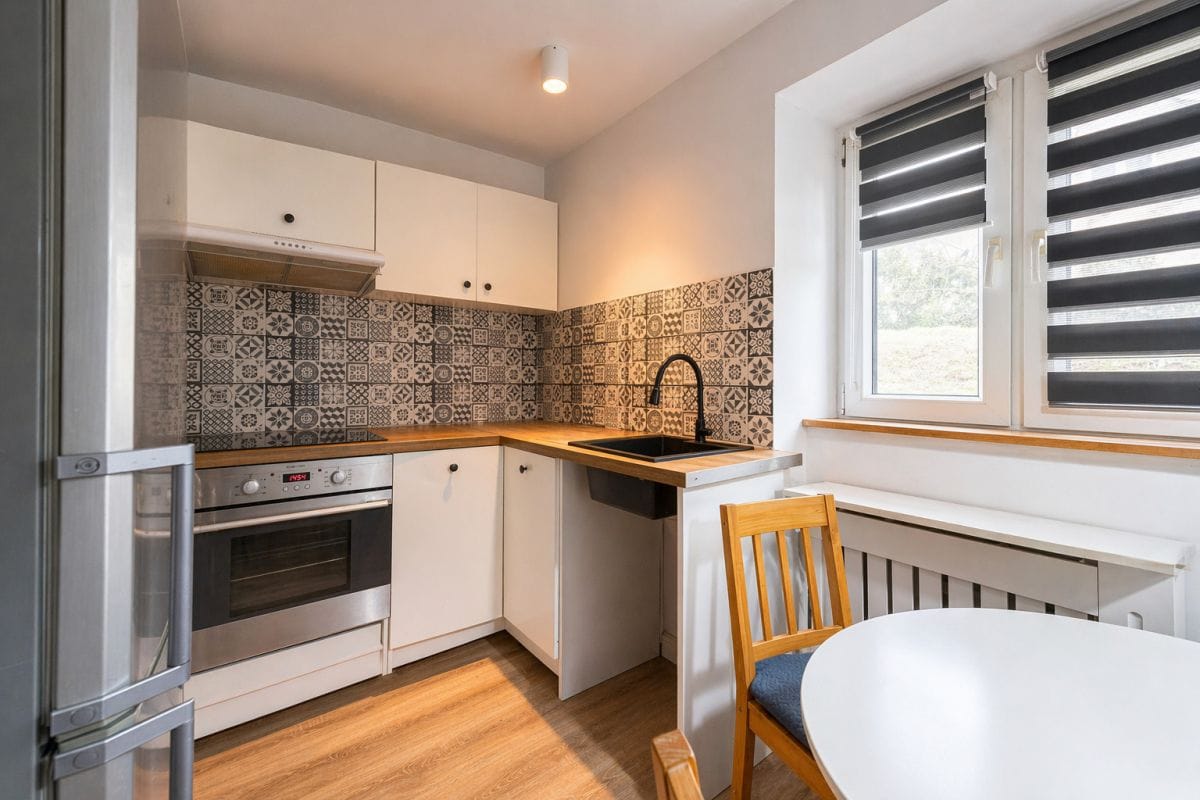 Dom 6 pokojowe na Sprzedaż